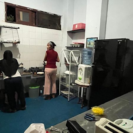 Oseania Hostel Senggigi Eksteriør billede