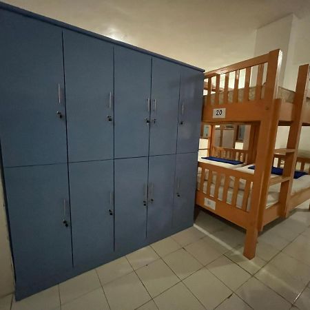 Oseania Hostel Senggigi Eksteriør billede