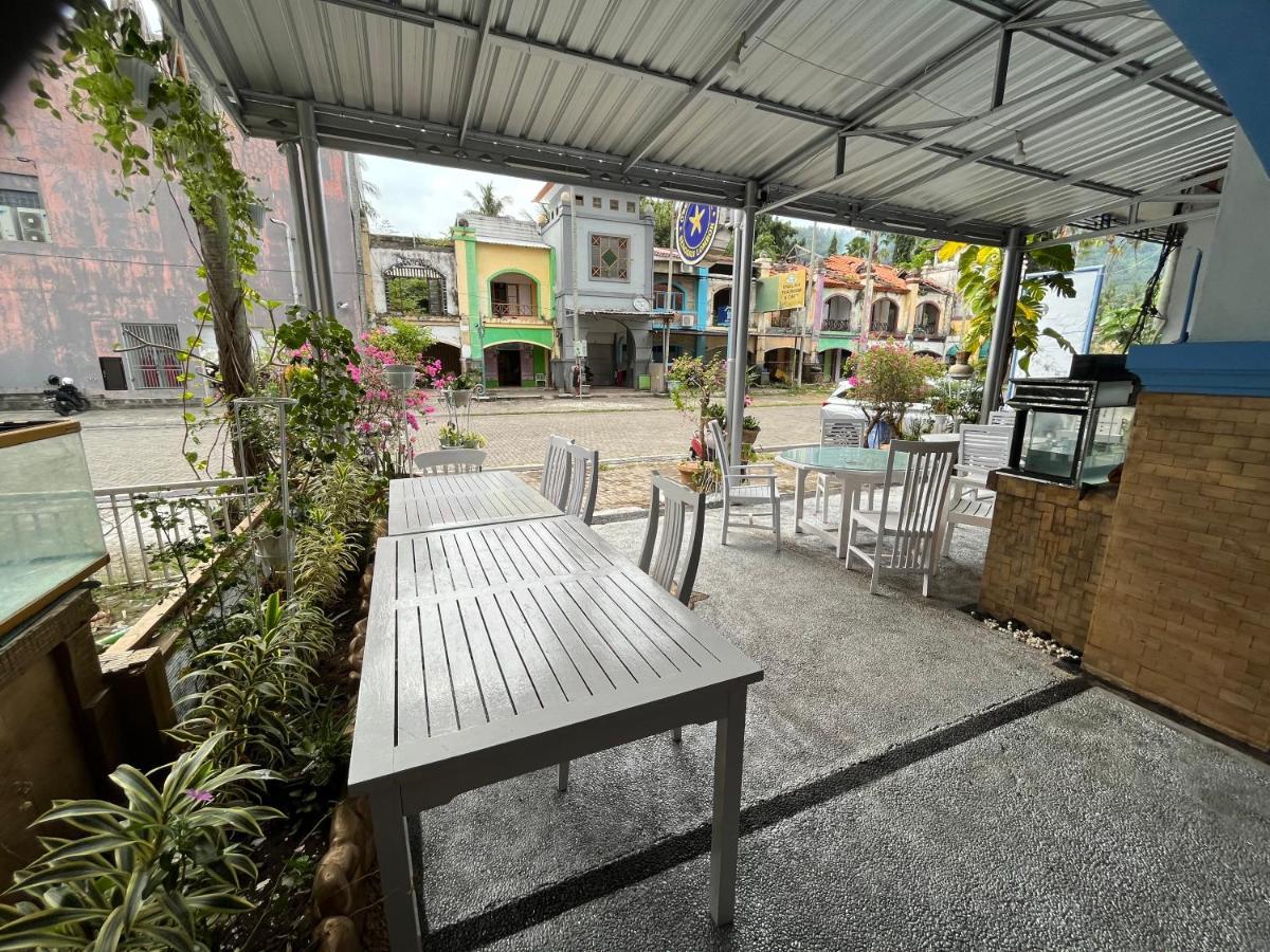 Oseania Hostel Senggigi Eksteriør billede