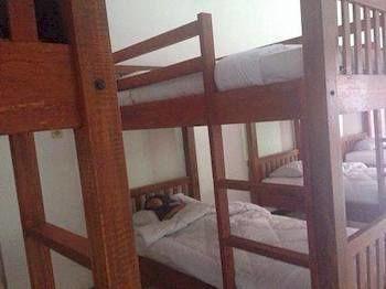 Oseania Hostel Senggigi Eksteriør billede